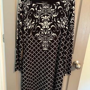 White House Black Market Black and White Long Sleeve Dress